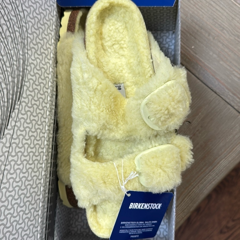 Birkenstock Arizona Teddy Big Buckle Yellow Shearling Sandals 38 39 Narrow NIB